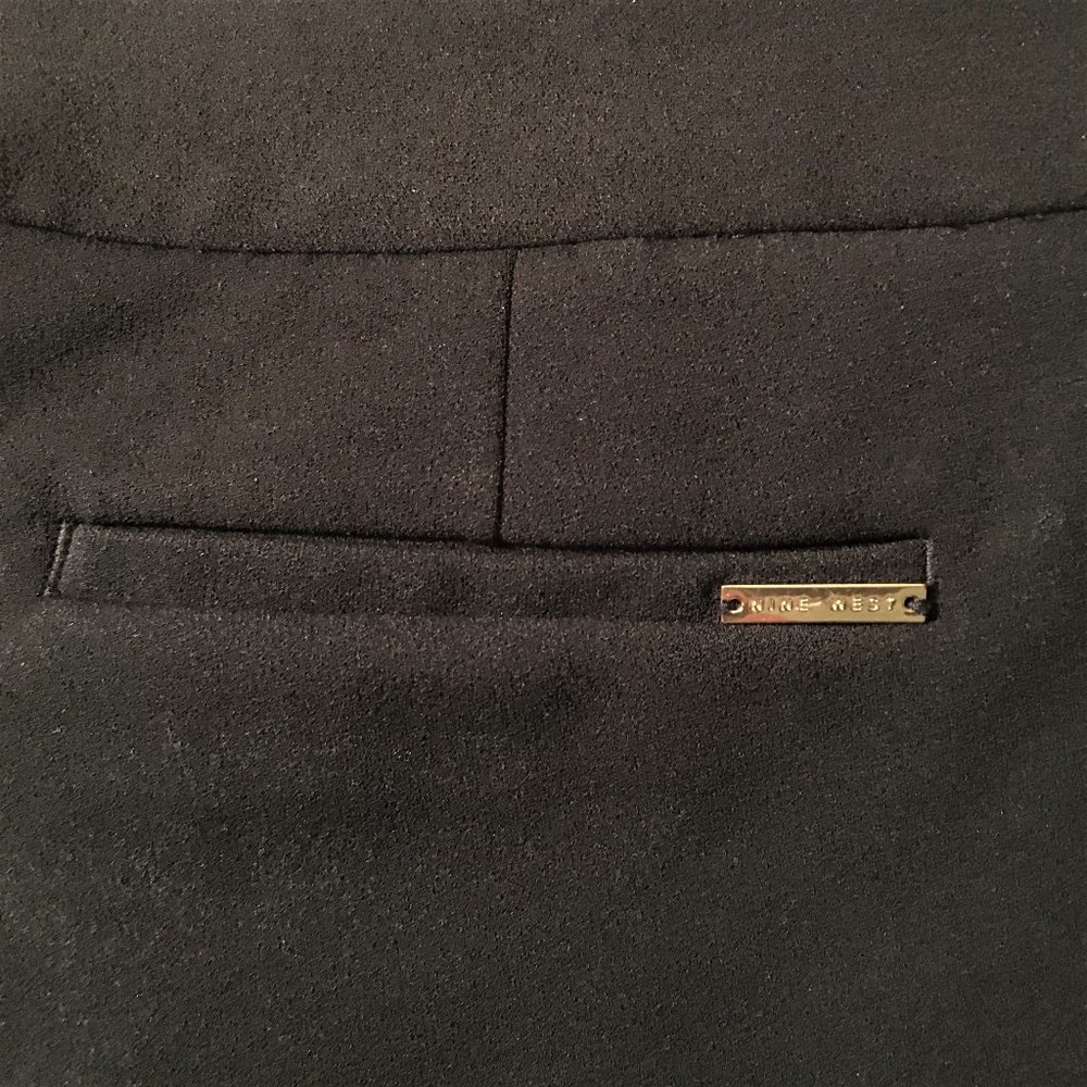 NINE WEST One Pleat Wide Leg Trousers  |  Size 10 - Picture 9 of 12